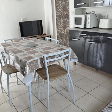 Location Saisonniere Apartment Cozes Екстериор снимка