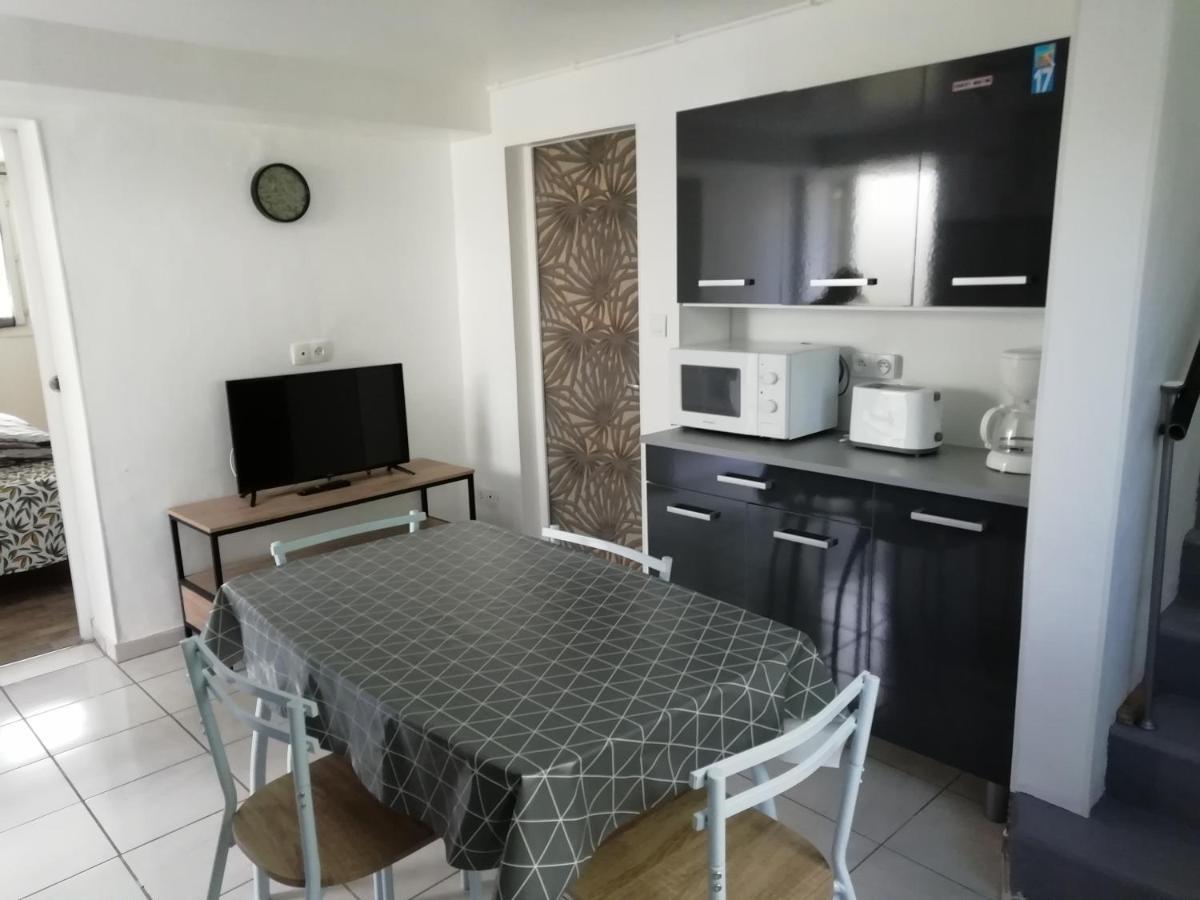 Location Saisonniere Apartment Cozes Екстериор снимка