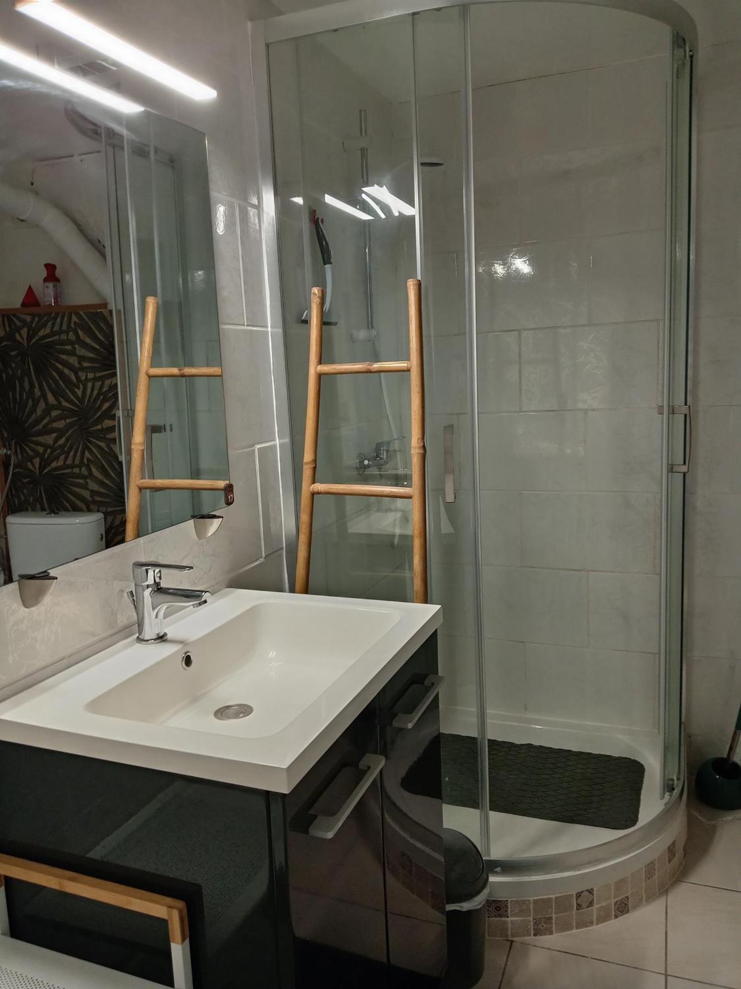 Location Saisonniere Apartment Cozes Екстериор снимка