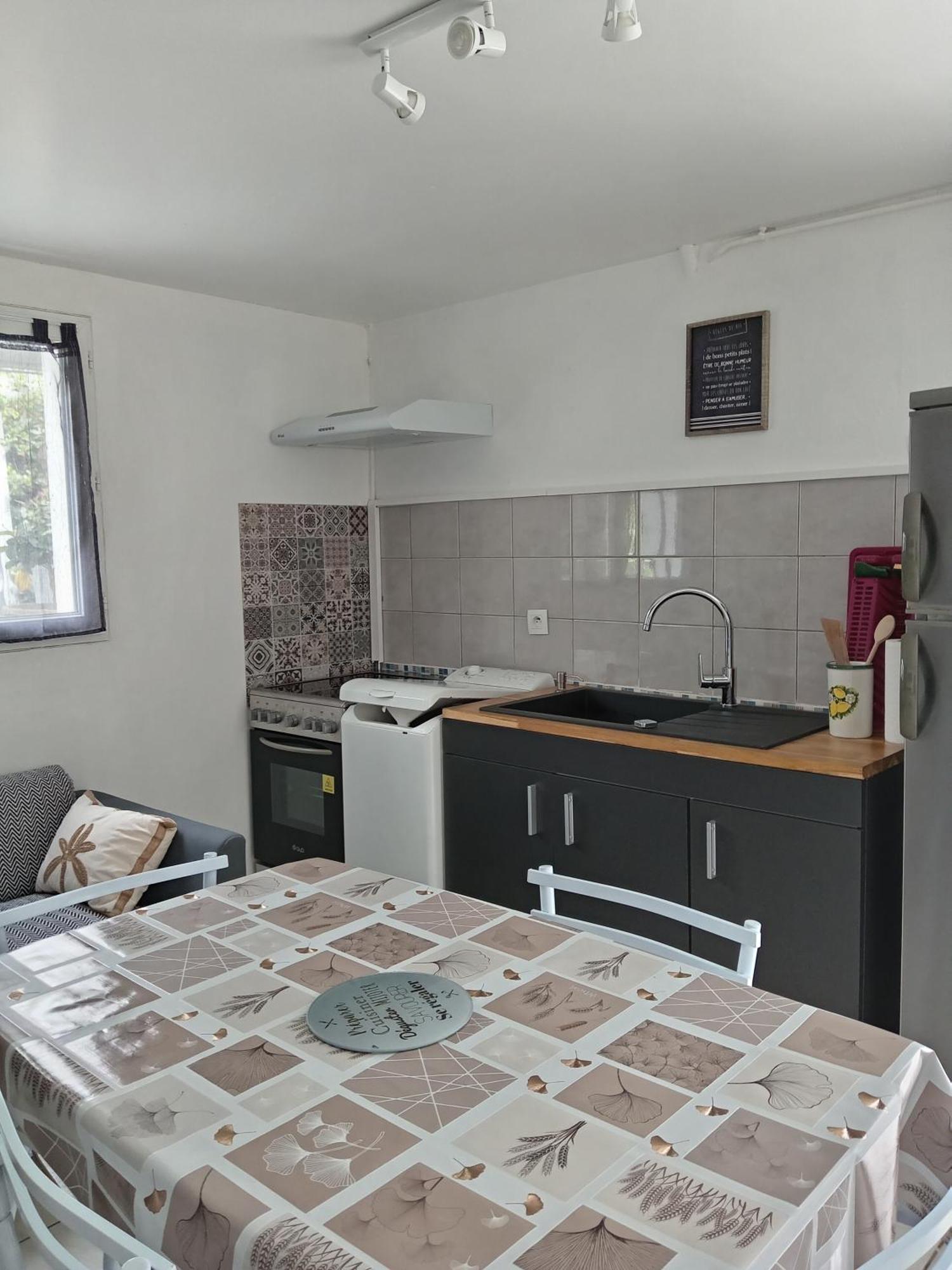 Location Saisonniere Apartment Cozes Екстериор снимка